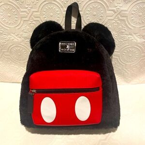 Bioworld x Disney’s Mickey Mouse Black Faux Fur Women’s adjustable backpack Nwt
